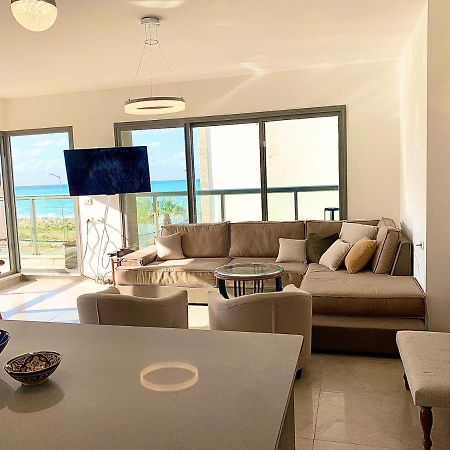 Beach Place Apartments Хайфа Экстерьер фото