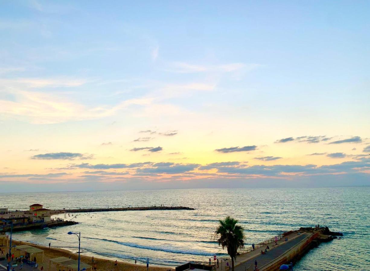 Beach Place Apartments Хайфа Экстерьер фото