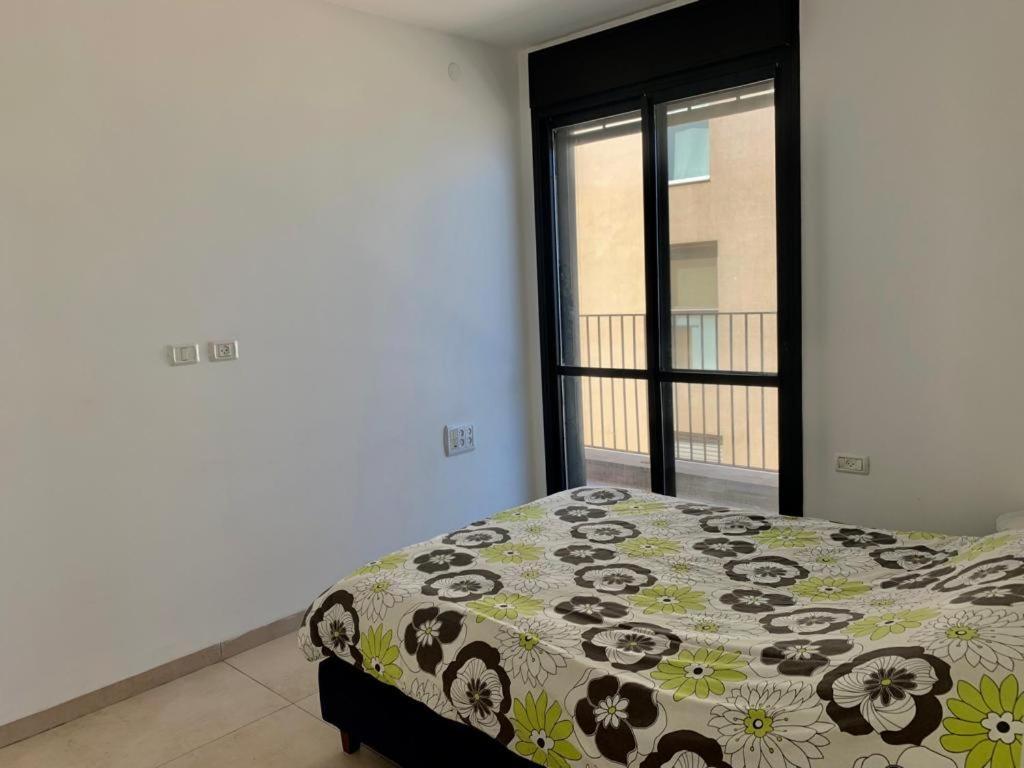 Beach Place Apartments Хайфа Экстерьер фото